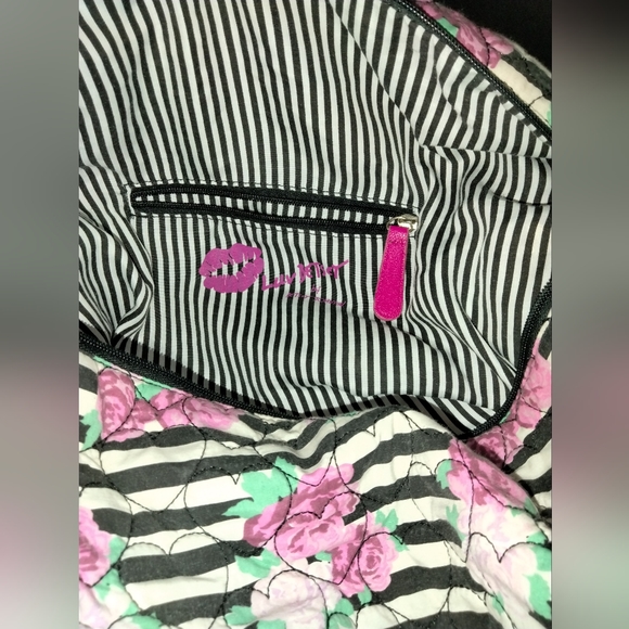 Betsey Johnson Quilted Weekender Duffel Bag - Picture 6 of 8